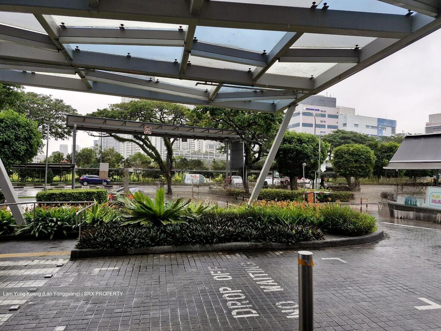 Ct Hub (D12), Retail #451104321